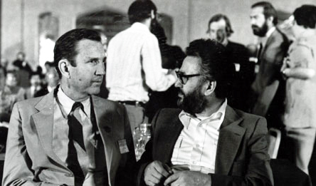 پرونده:RamseyClark EbrahimYazdi.jpg