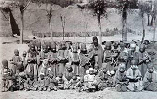 پرونده:IranianPeople1303.jpg