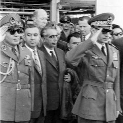 پرونده:Shahanshah va Amini.jpg