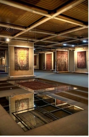 پرونده:Carpetmuseum2.jpg