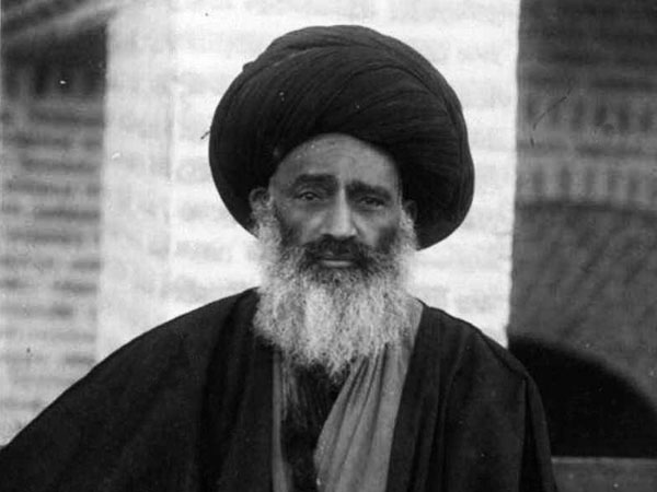 پرونده:AyatollahBehbahaniMashrutehleader.jpg