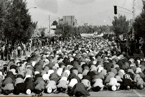 پرونده:Chaos1357 DemonstrationAshura2.jpg