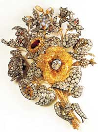 پرونده:BroochRoyalJewelleryIran4.jpg