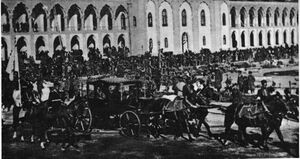 RezaShahBozorgCoronation13.jpg