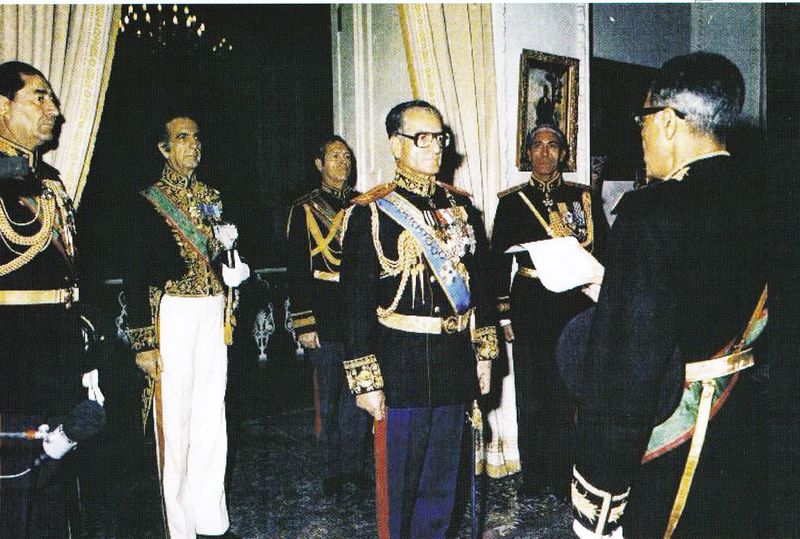 پرونده:Shahanshah4thAban2537Ceremony.jpg