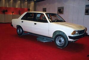 Peugeot305FactoryMashad2537.jpg