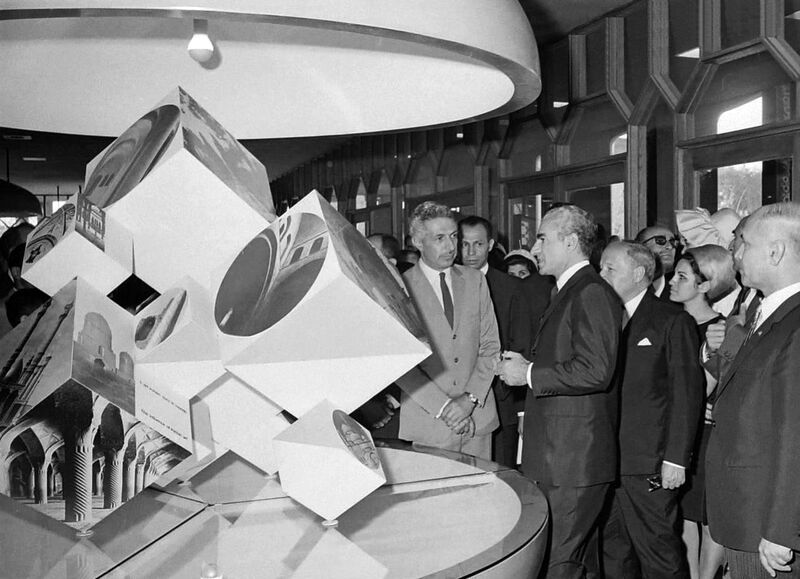 پرونده:ShahanshahAryamehrMontrealExpo1967p.jpg