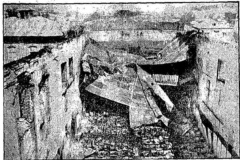 پرونده:Chaos1357ShirazCinemaMetropol570522 5b.jpg