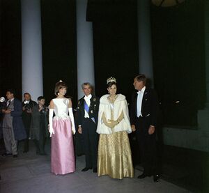 ShahanshahShahbanouStateDinnerKennedy1341a.jpg