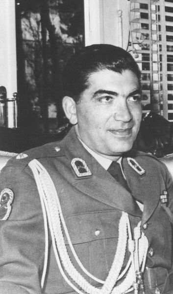 پرونده:PrinceQholamRezaPahlavi.jpg