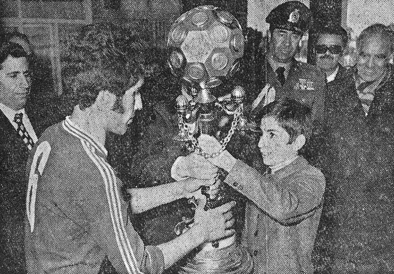پرونده:ValiahdRezaPahlaviFootballValiahdCup1351.jpg