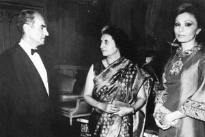 ShahanshahShahbanouIndiraGandiNiavaranPalace1353a.jpg