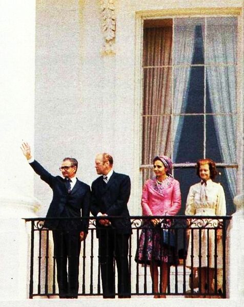 پرونده:ShahanshahAryamehrPresidentFordWhitehouse25Ordibehesht1354g.jpg