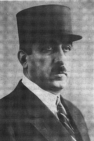 پرونده:HosseinDadgar AdlAlmolk2.jpg