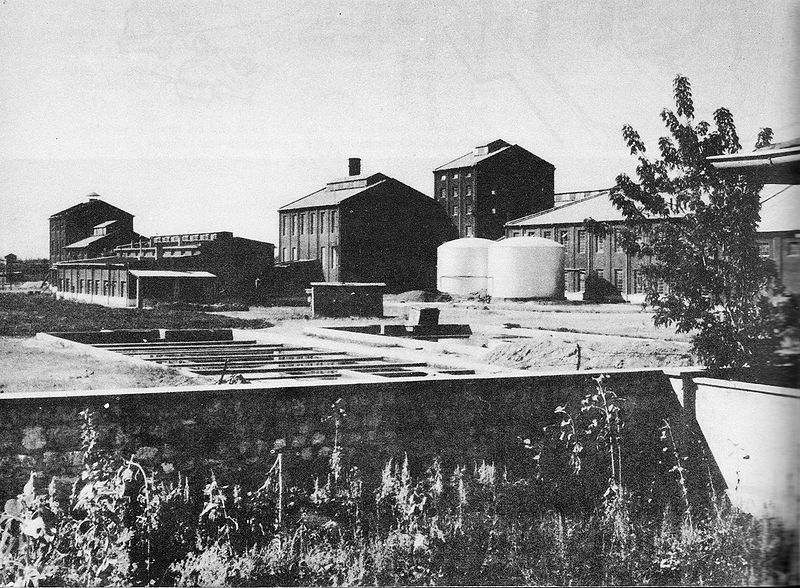 پرونده:Sugar refinery Rezaiyeh.jpg