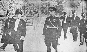 CrownPrincePahlaviWeddingTurkeyDelegation2.jpg