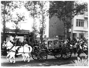 ShahanshahAryamehrKing BaudouinOf BelgiumVisitIran1343b.jpg