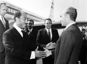 ShahanshahAryamehrPresidentSadat19Mehr1350.jpg