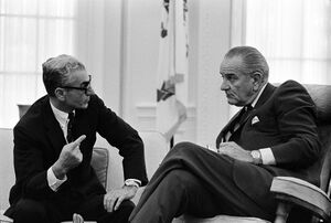 ShahanshahAryamehrPresidentJohnsonOvalOfficeJune1968.jpg