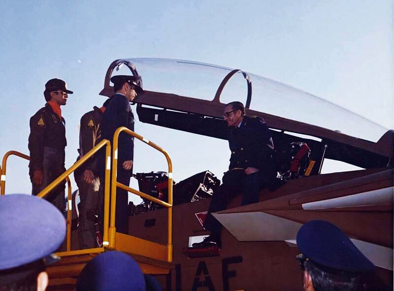 پرونده:ShahanshahAryamehrF14ShirazFighterBase1974.jpg