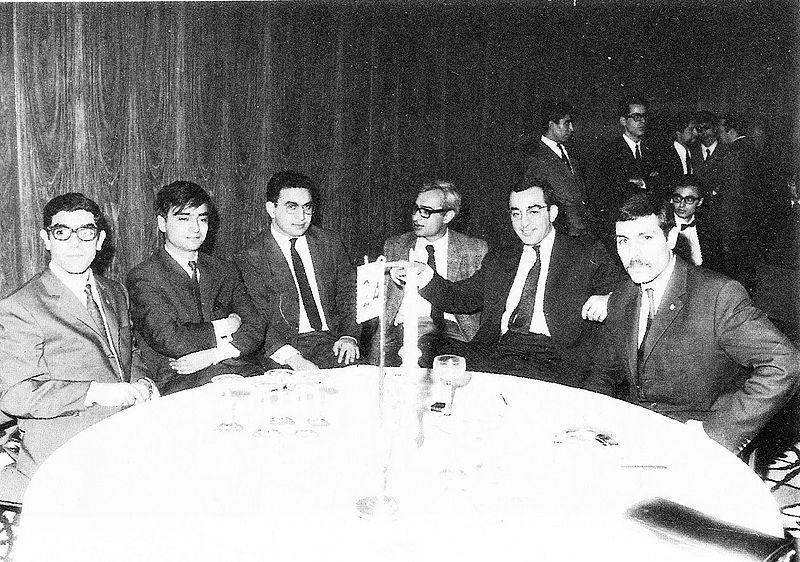 پرونده:ConfederationMarch1966 PahlevanRafiAzad.jpg