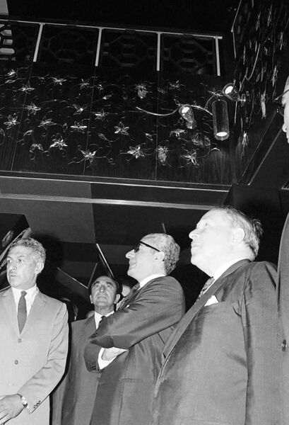 پرونده:ShahanshahAryamehrMontrealExpo1967g.jpg
