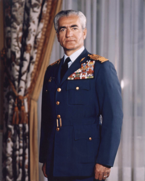 پرونده:HIM portrait 2 alt.png