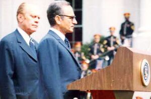 ShahanshahAryamehrPresidentFordWhitehouse25Ordibehesht1354f3.jpg