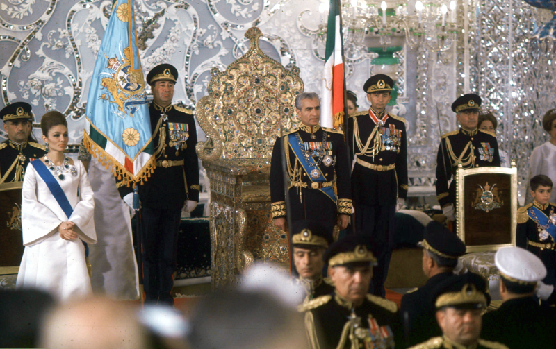 پرونده:Coronation 6.png