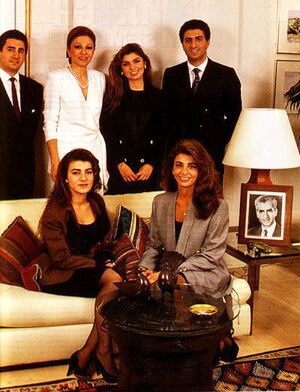 ShahbanouRoyalFamily1.jpg