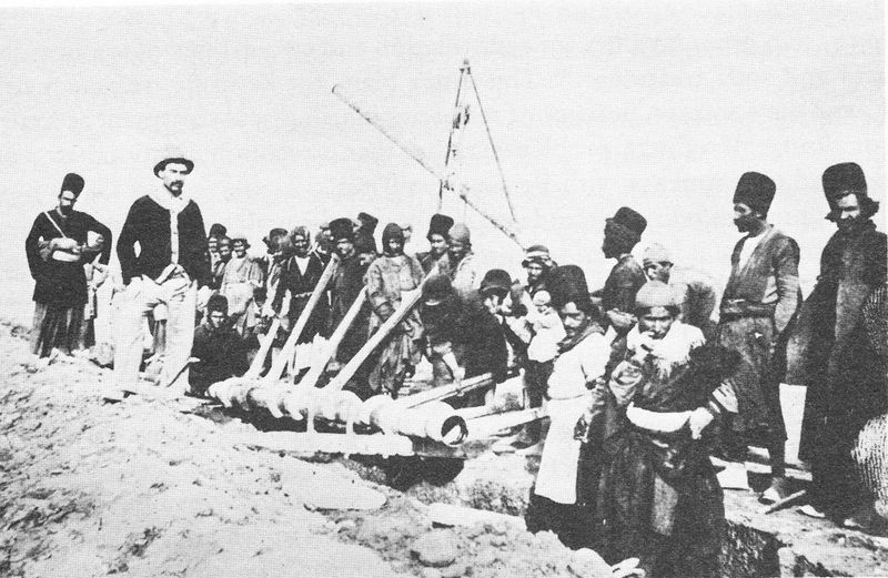 پرونده:NaftIranPipline1910.jpg