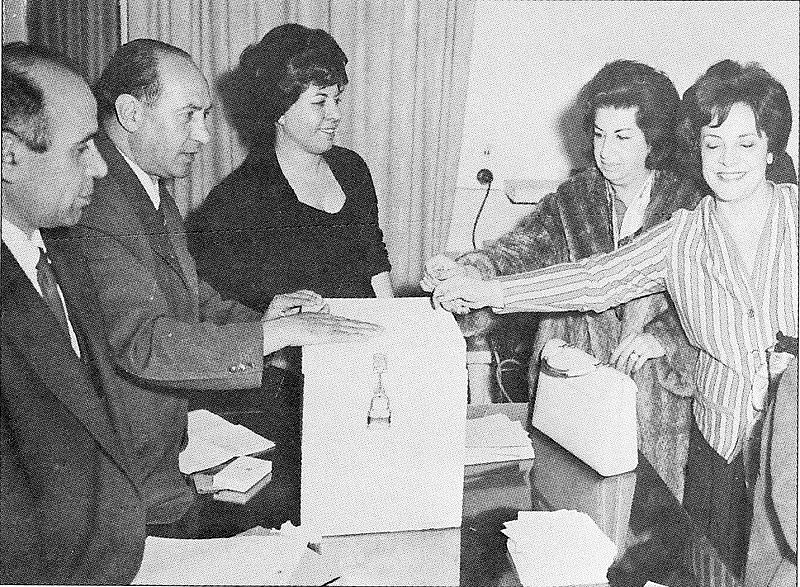پرونده:Womenelection1963.jpg