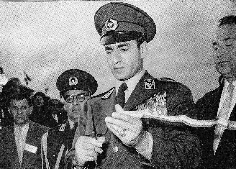 پرونده:Shahanshah opensRailwayMashad.jpg