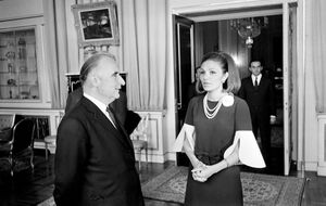 ShahbanouPompidouNiavaran5May1968a.jpg