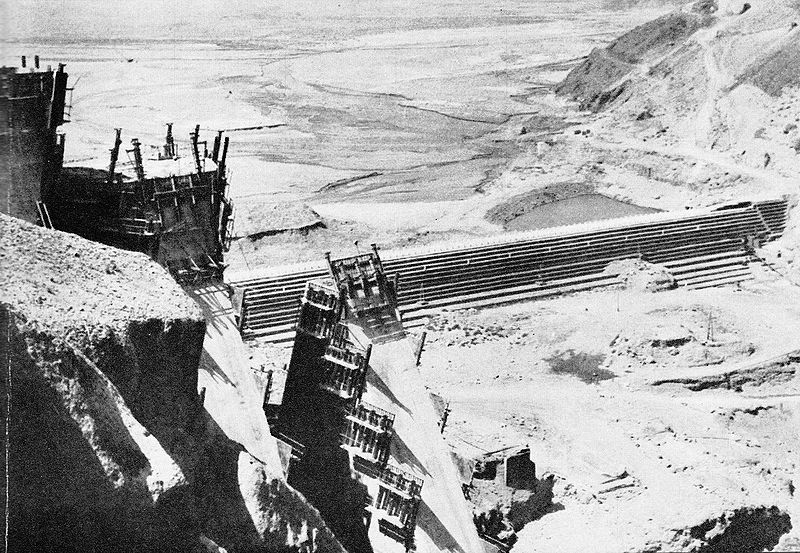 پرونده:SefidRoudDamConstruction.jpg