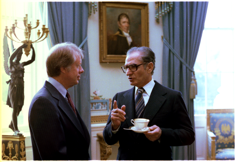 پرونده:HIM & Carter.png