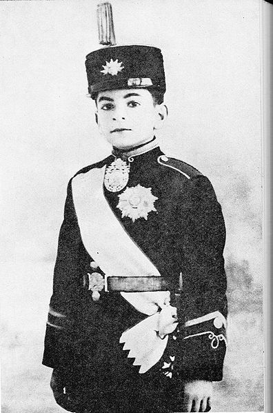 پرونده:CrownPrinceMohammadRezaPahlavi.jpg