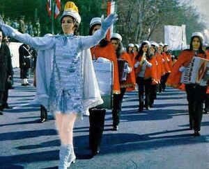 Tehran Univeristy Festival 1356a1.jpg