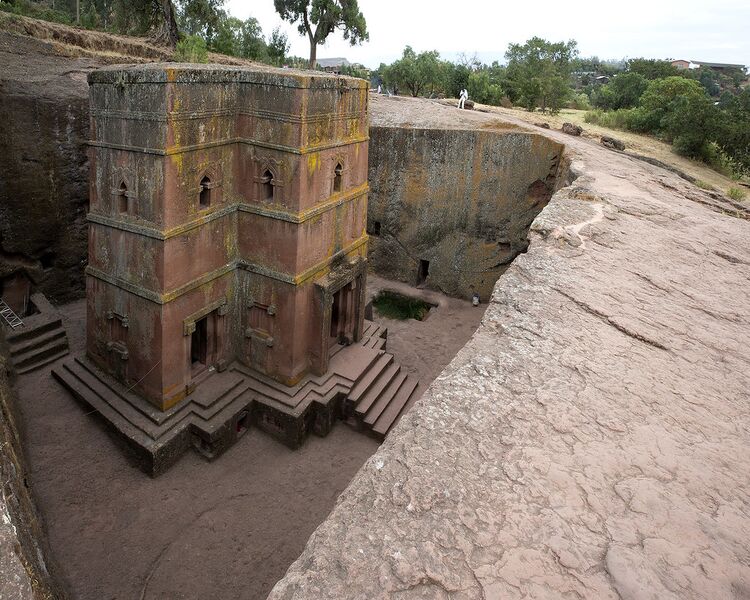پرونده:BetGiyorgisChurchLalibelaEthiopia.jpg