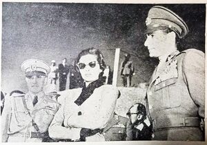 ShahanshahQueenSorayaKouhrang24Mehr1332a.jpg