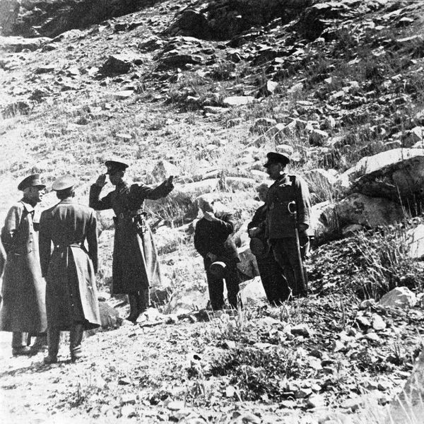 پرونده:RezaShahBozorg 41.jpg