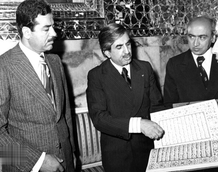 پرونده:MashadVisitSaddamAbdolazimValian1353n.jpg