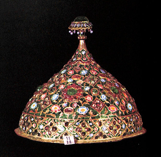پرونده:PlateCoverRoyalJewelleryIran.jpg