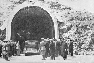 TunnelKandovanOpening2.jpg