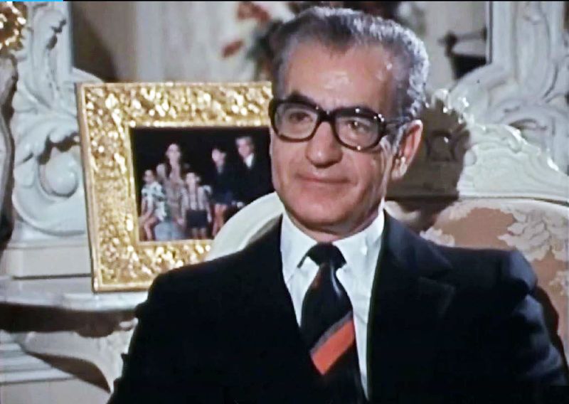 پرونده:MohammadReza ShahAryamehrInterview2.jpg