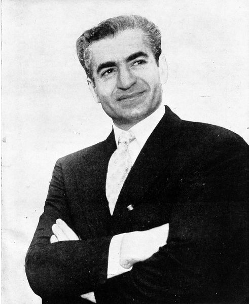 پرونده:ShahanshahAryamehr1962.jpg
