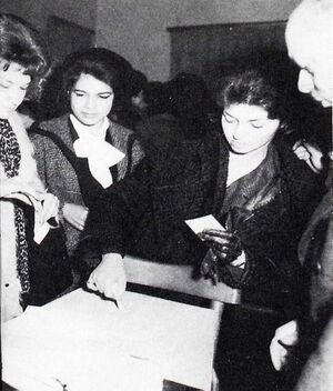 WomenVote6Bahman1341.jpg