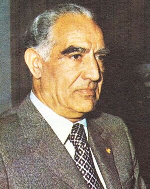 DrManouchehrEghbal4Azar2536.jpg