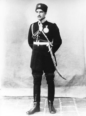 RezaKhanWarMinister11.jpg