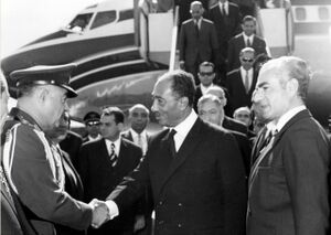 ShahanshahAryamehrPresidentSadat19Mehr1350f.jpg